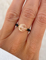 Elastischer Ring: Schutz und Wohlstand