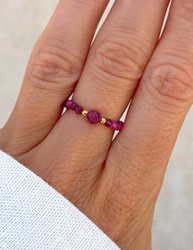 Elastischer Ring aus Rubin und vergoldetem Silber